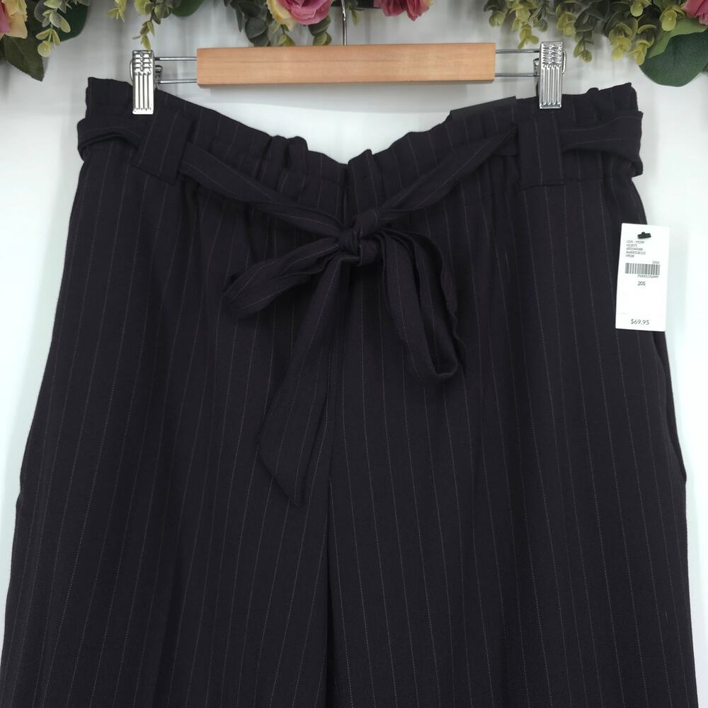 Lane Bryant Pin Stripe Plus Size Trouser Pants Size 20 Short - Picture 4 of 13